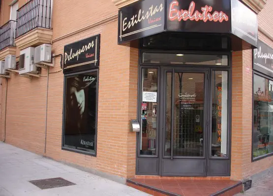 Fachada Peluqueria Evolution